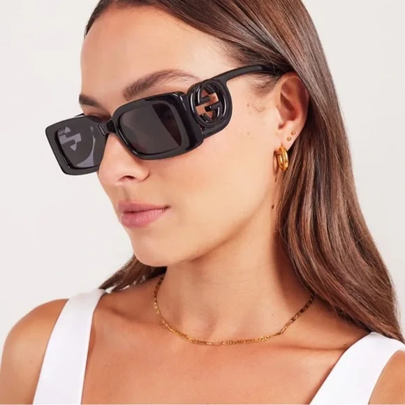 NEW GUCCI GG1325S 001 SQUARE BLACK WOMEN GUCCI SUNGLASSES Gucci GG1325S Logo Sunglasses | Shiny Black Frame with Grey  main image 3